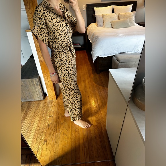 Leopard print canvas jumpsuit. Super comfy! - Picture 3 of 5
